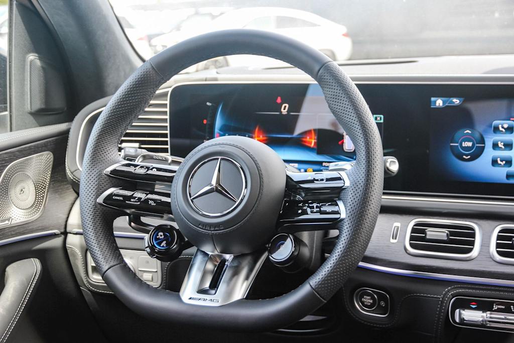 Thumbnail: 2026 Mercedes-Benz GLE - 9