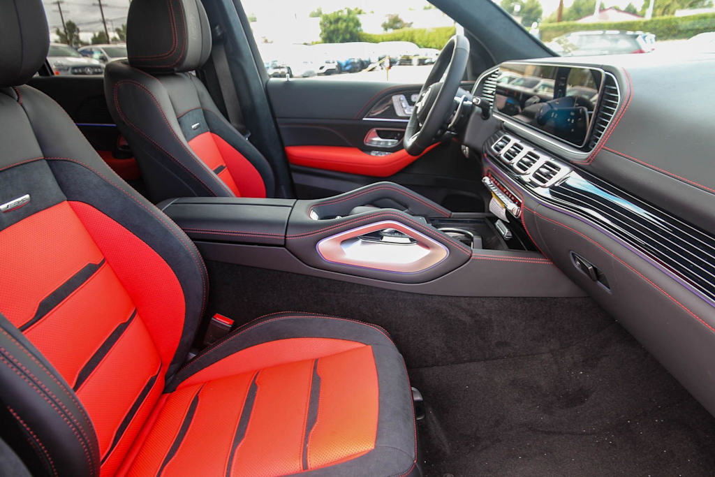 Thumbnail: 2026 Mercedes-Benz GLE - 10