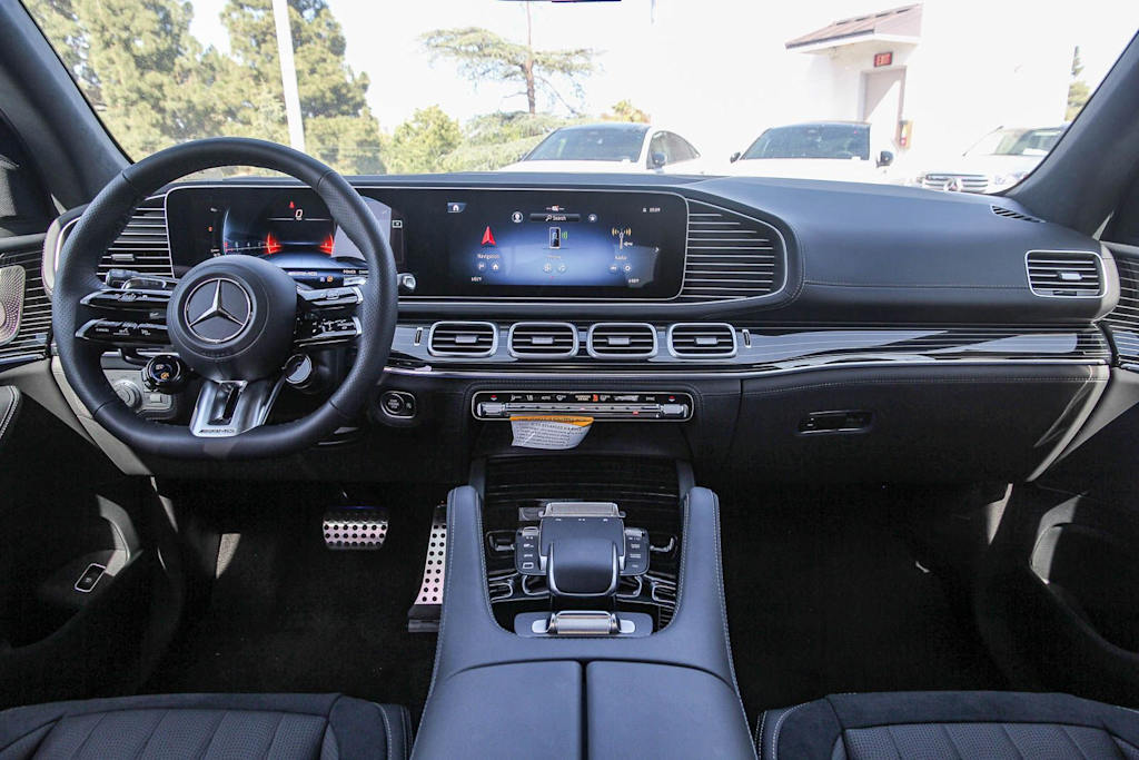 Thumbnail: 2026 Mercedes-Benz GLE - 2