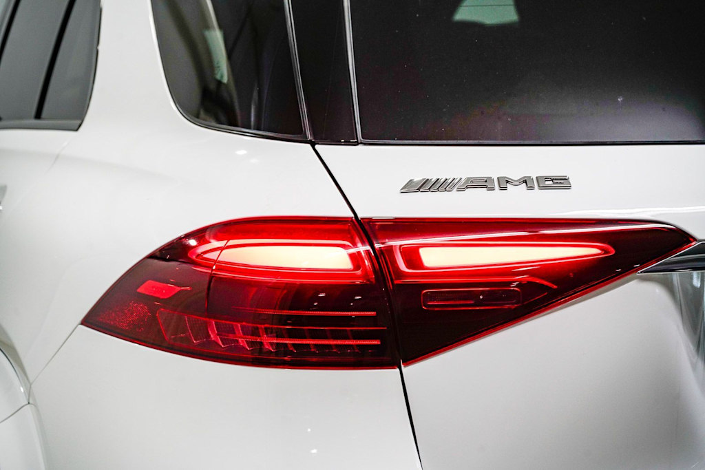 Thumbnail: 2026 Mercedes-Benz GLE - 18