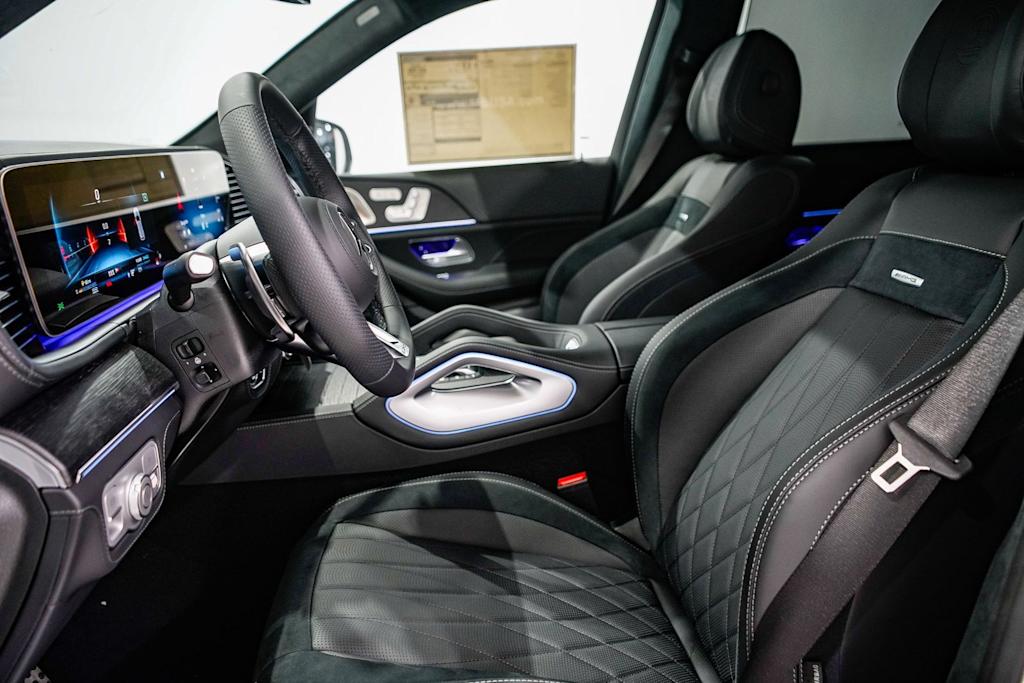 Thumbnail: 2026 Mercedes-Benz GLE - 10