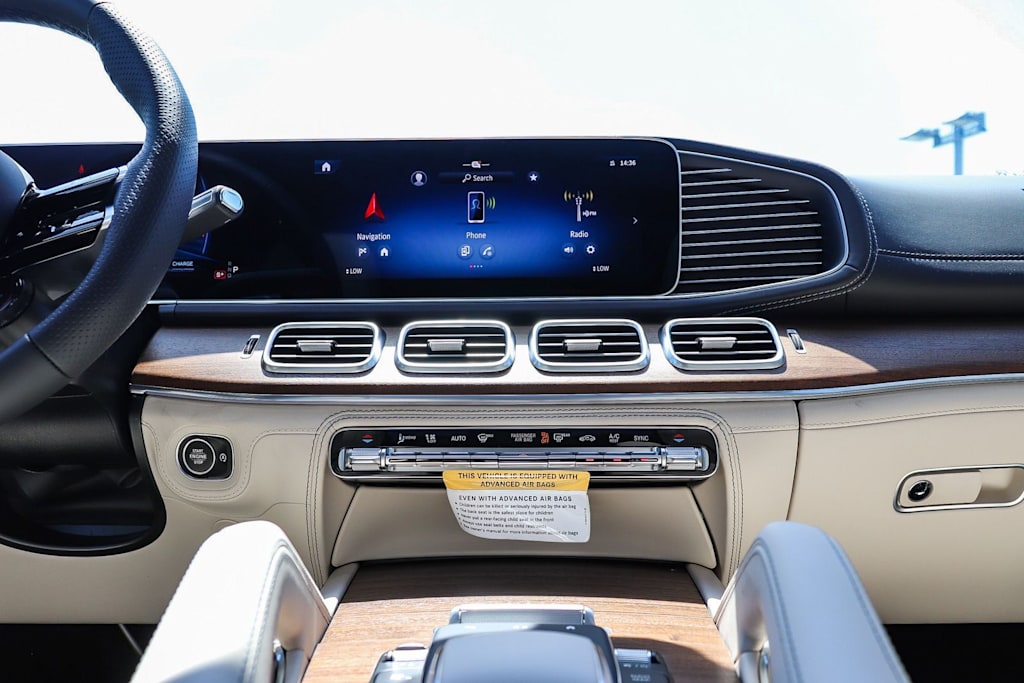 Thumbnail: 2026 Mercedes-Benz GLE - 12