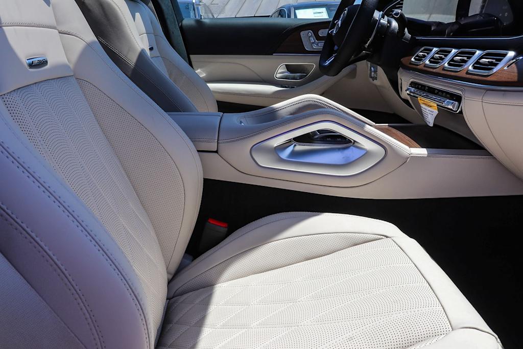 Thumbnail: 2026 Mercedes-Benz GLE - 9