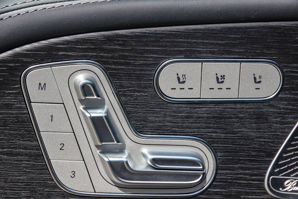 Thumbnail: 2026 Mercedes-Benz GLE - 24