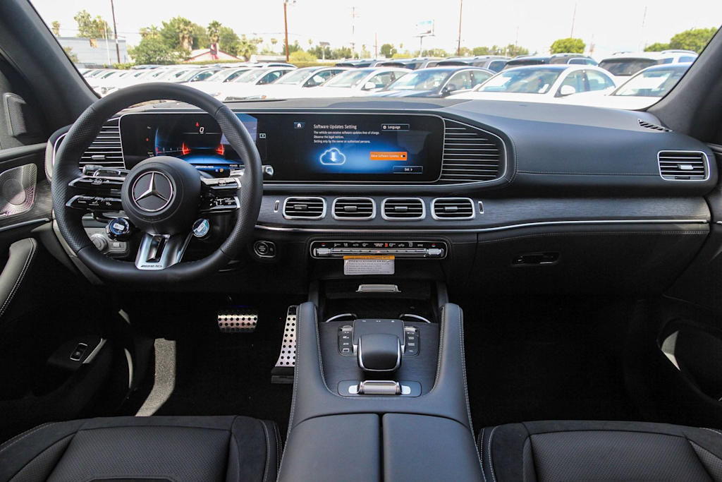 Thumbnail: 2026 Mercedes-Benz GLE - 2