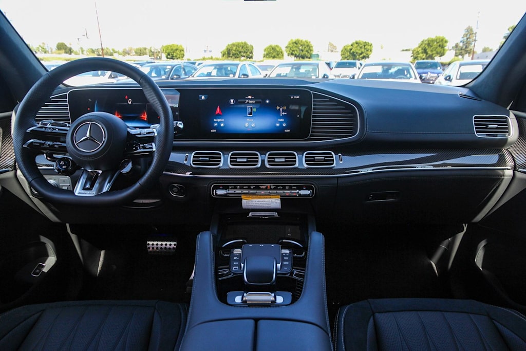 Thumbnail: 2026 Mercedes-Benz GLE - 2