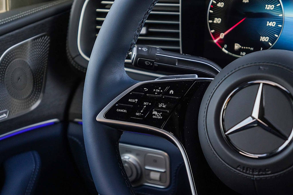 Thumbnail: 2026 Mercedes-Benz GLE - 22