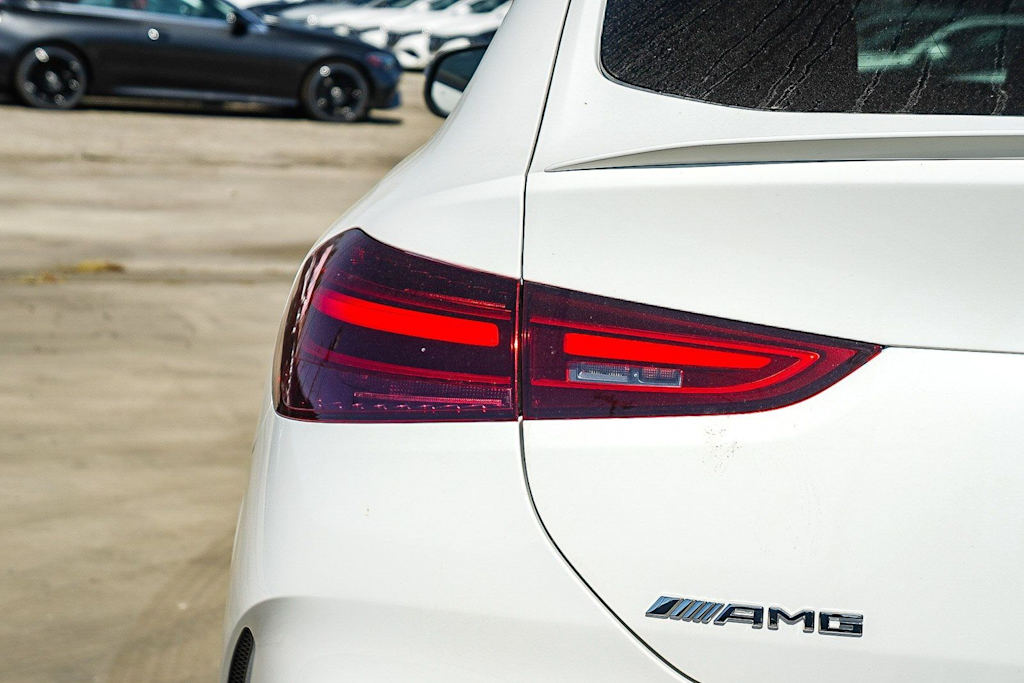 Thumbnail: 2026 Mercedes-Benz GLE - 18