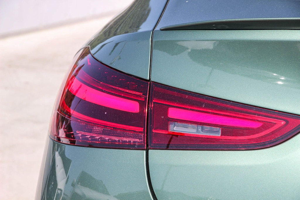 Thumbnail: 2026 Mercedes-Benz GLE - 18