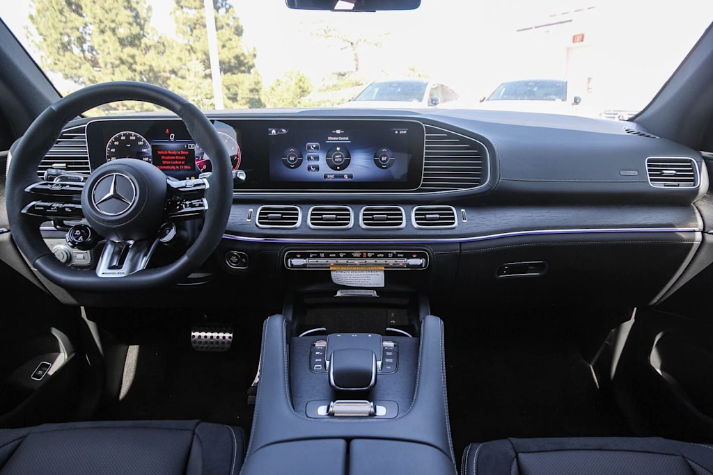 Thumbnail: 2026 Mercedes-Benz GLE - 2