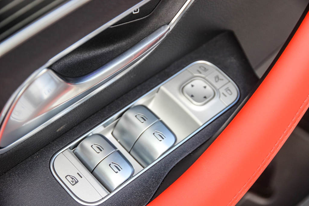 Thumbnail: 2026 Mercedes-Benz GLE - 23