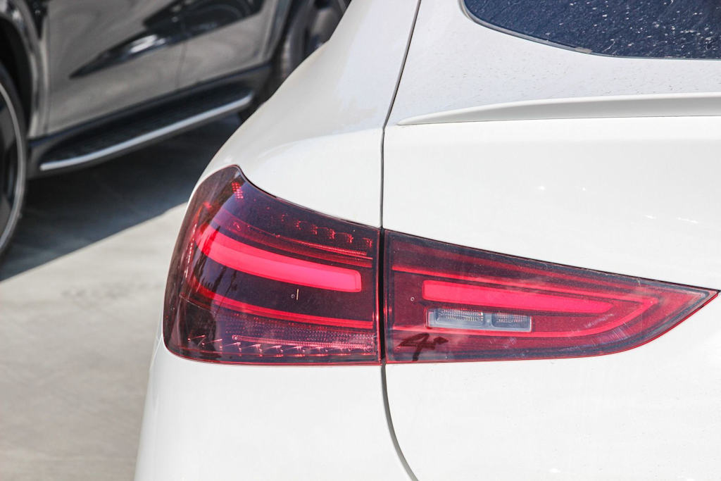 Thumbnail: 2026 Mercedes-Benz GLE - 16
