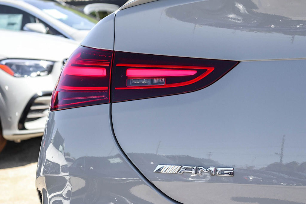 Thumbnail: 2026 Mercedes-Benz GLE - 19