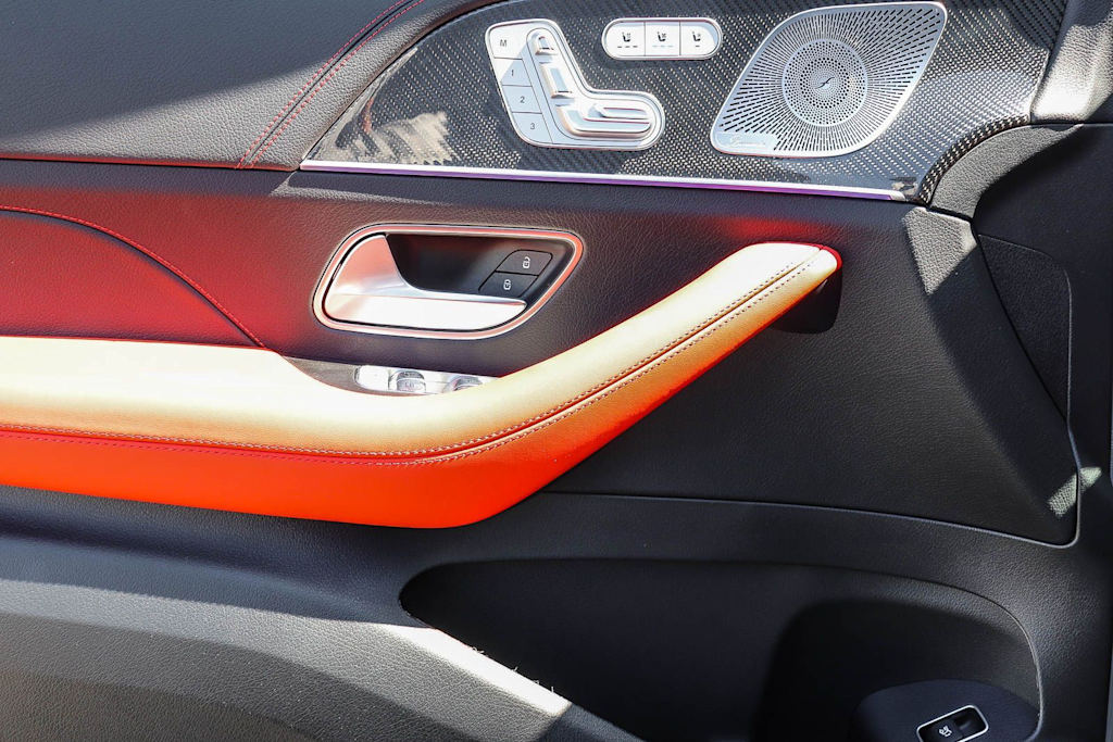 Thumbnail: 2026 Mercedes-Benz GLE - 25