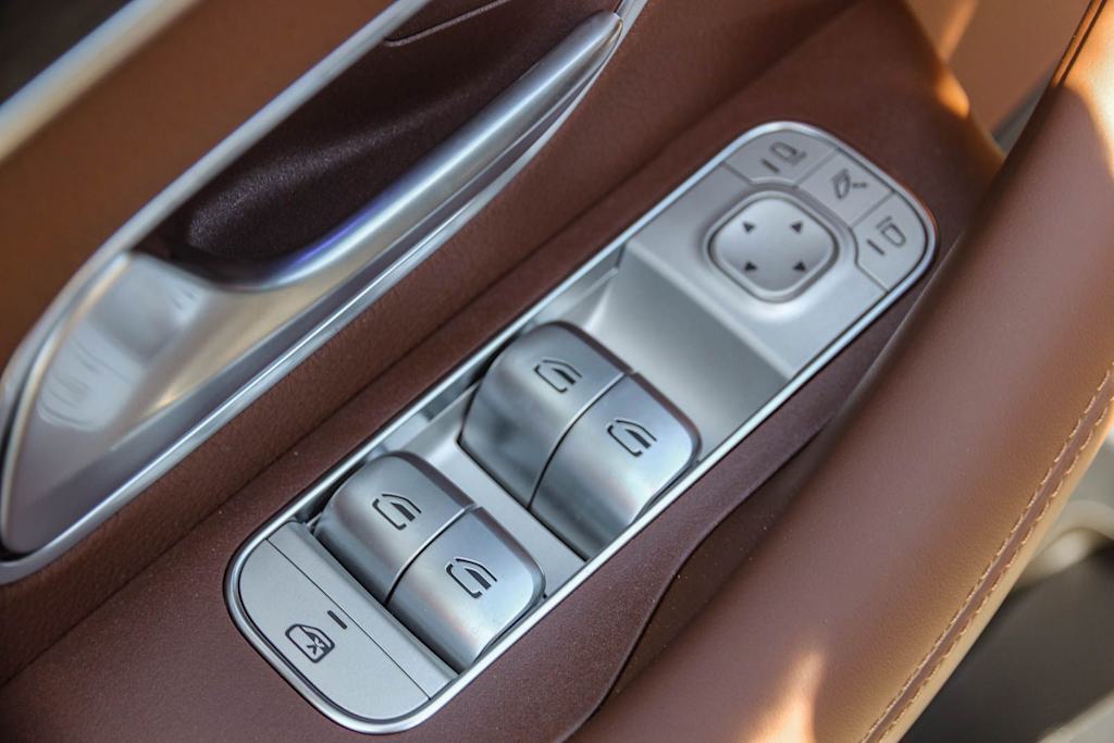 Thumbnail: 2026 Mercedes-Benz GLE - 22