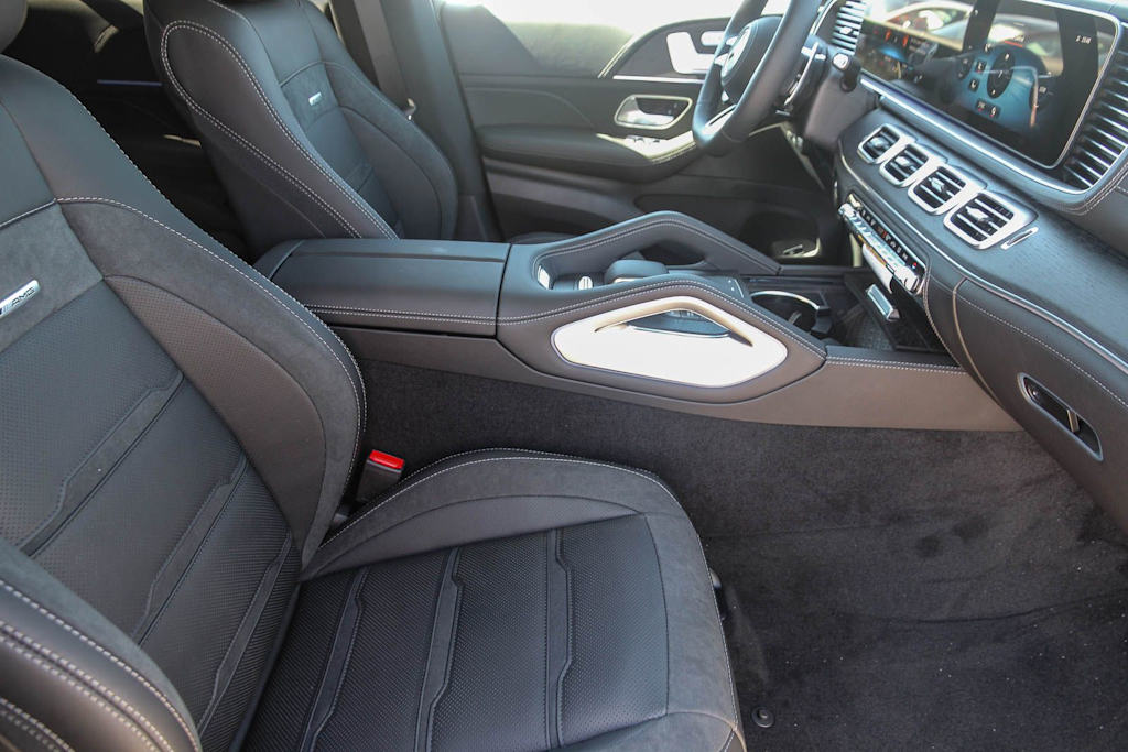 Thumbnail: 2026 Mercedes-Benz GLE - 10