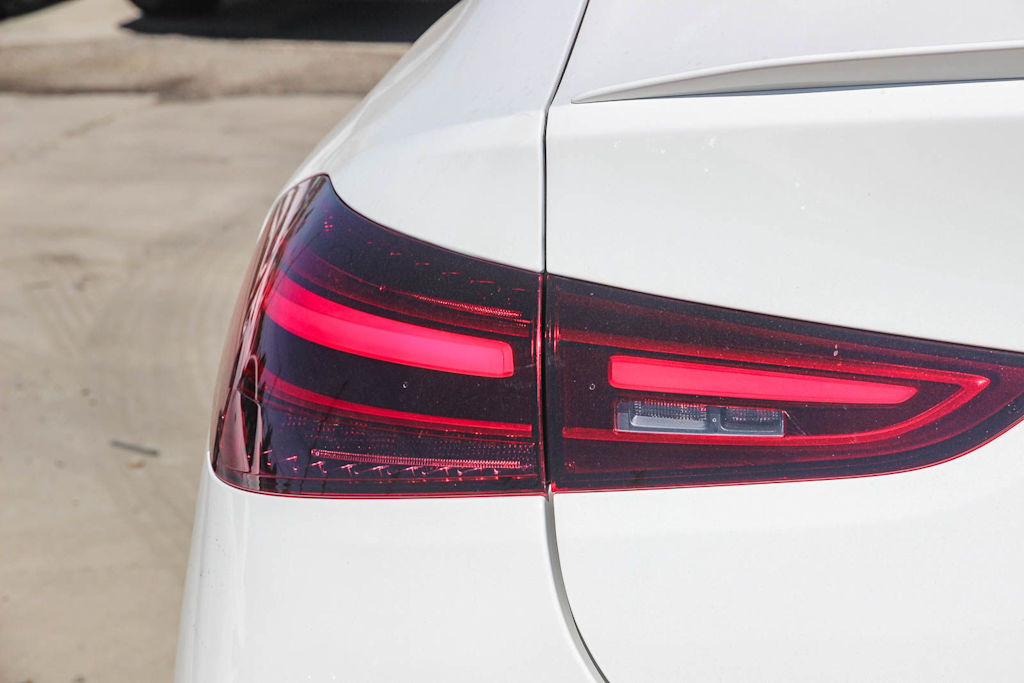 Thumbnail: 2026 Mercedes-Benz GLE - 18