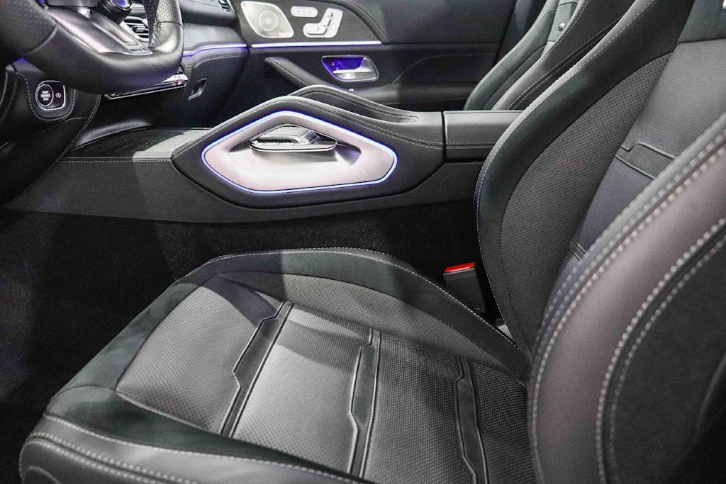 Thumbnail: 2026 Mercedes-Benz GLE - 10