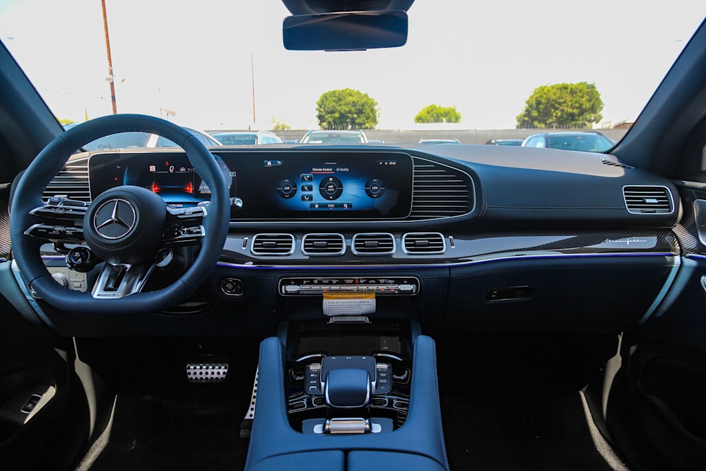 Thumbnail: 2026 Mercedes-Benz GLE - 2