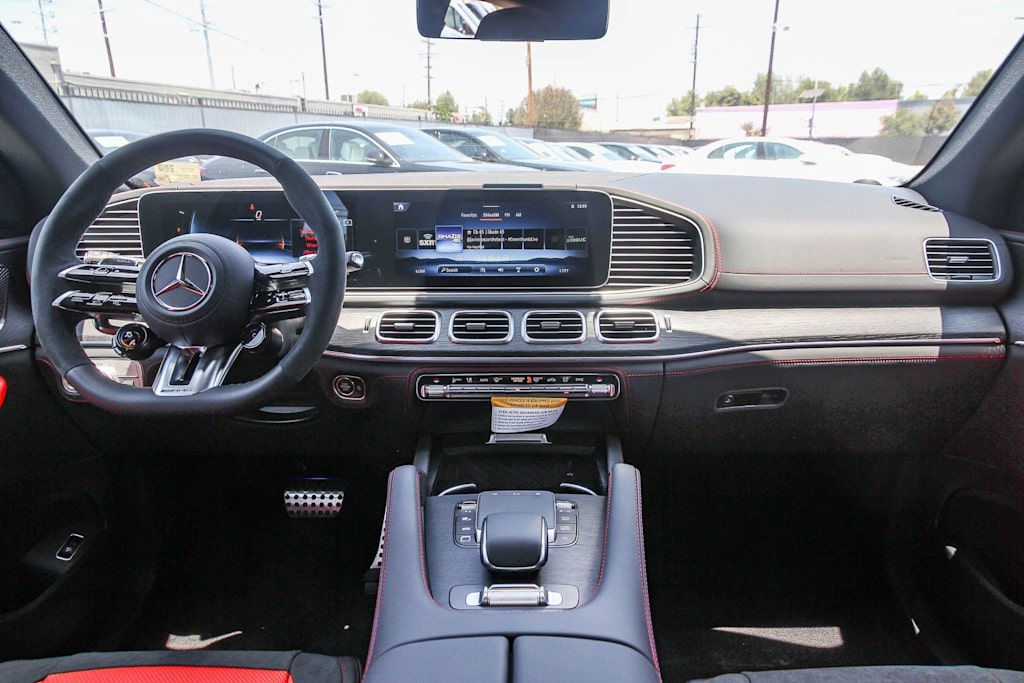 Thumbnail: 2026 Mercedes-Benz GLE - 2