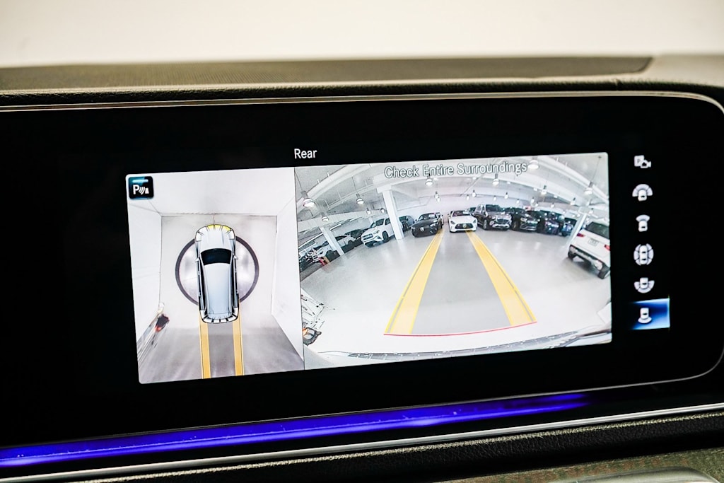 Thumbnail: 2022 Mercedes-Benz GLS - 27