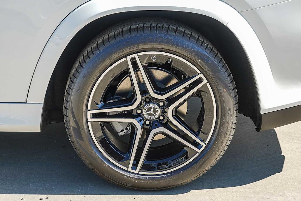 Thumbnail: 2026 Mercedes-Benz GLS - 17