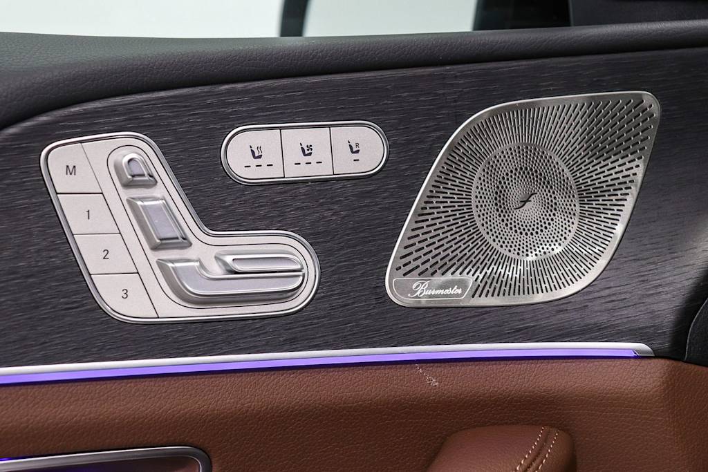 Thumbnail: 2026 Mercedes-Benz GLS - 26