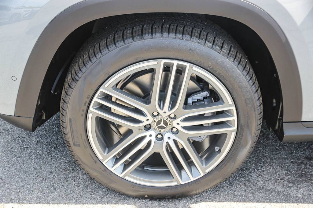 Thumbnail: 2026 Mercedes-Benz GLS - 7
