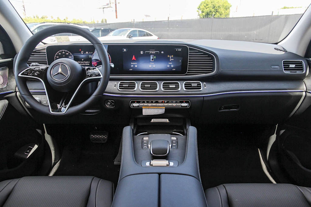 Thumbnail: 2026 Mercedes-Benz GLS - 2