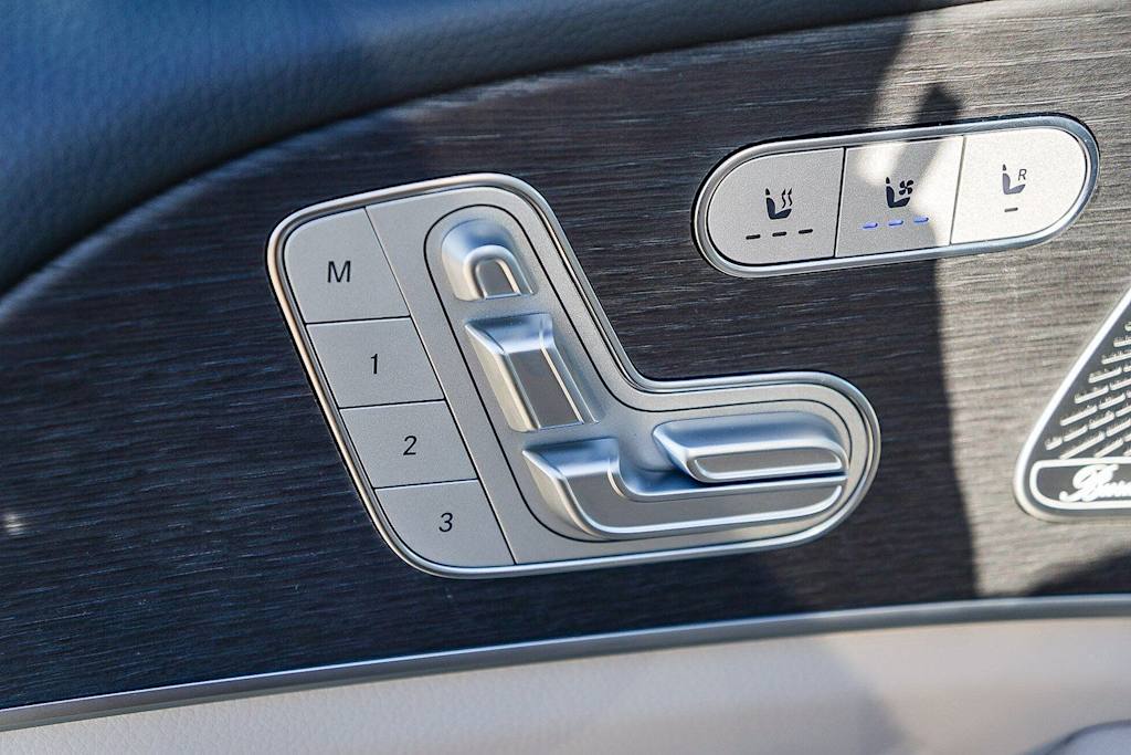 Thumbnail: 2026 Mercedes-Benz GLS - 25