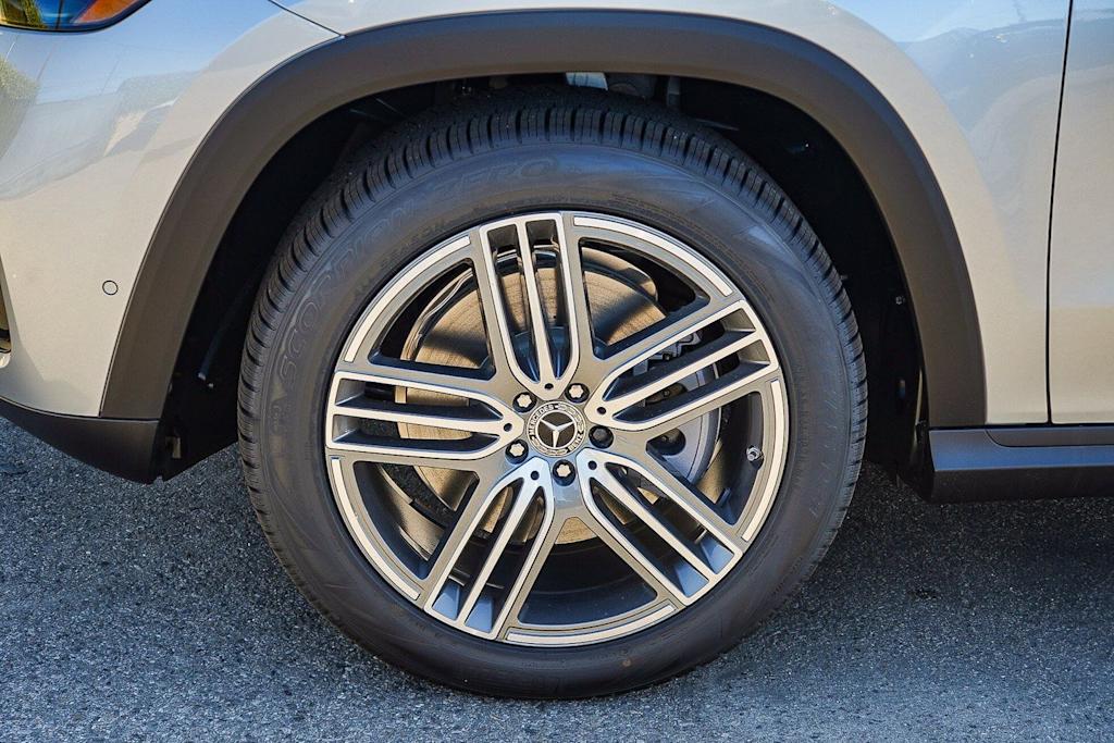 Thumbnail: 2026 Mercedes-Benz GLS - 7