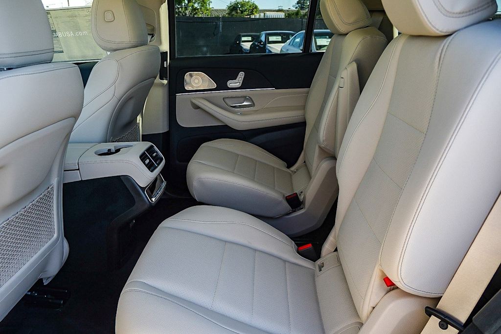 Thumbnail: 2026 Mercedes-Benz GLS - 12