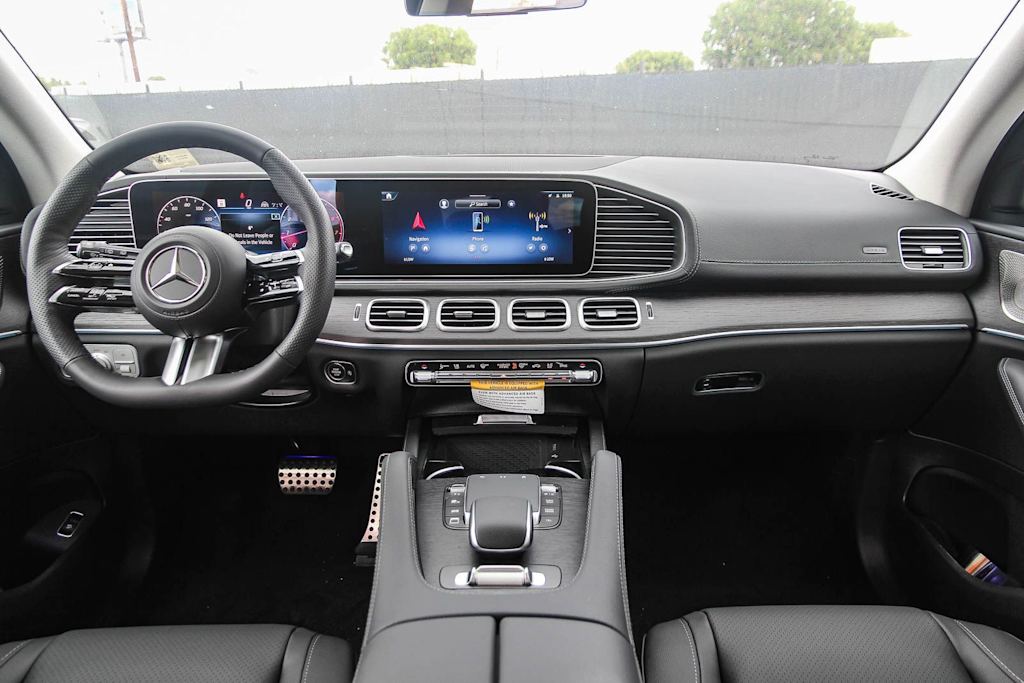 Thumbnail: 2026 Mercedes-Benz GLS - 2