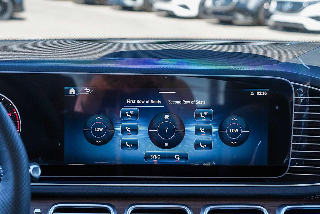 Thumbnail: 2026 Mercedes-Benz GLS - 18