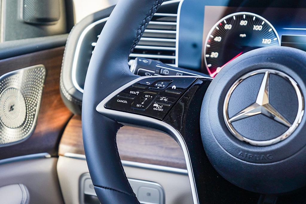 Thumbnail: 2026 Mercedes-Benz GLS - 23