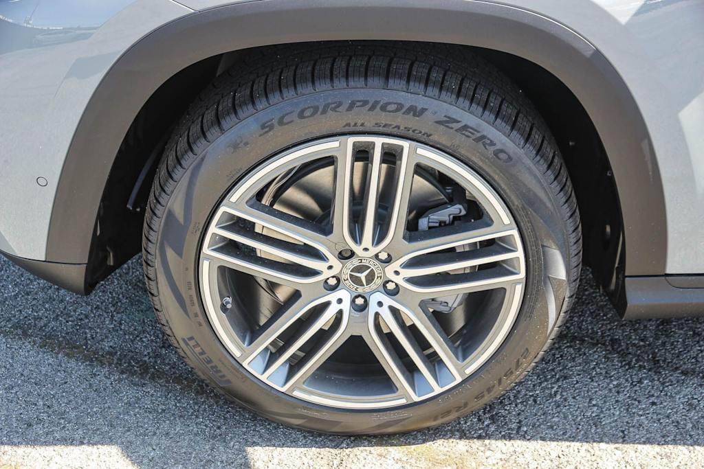 Thumbnail: 2026 Mercedes-Benz GLS - 7