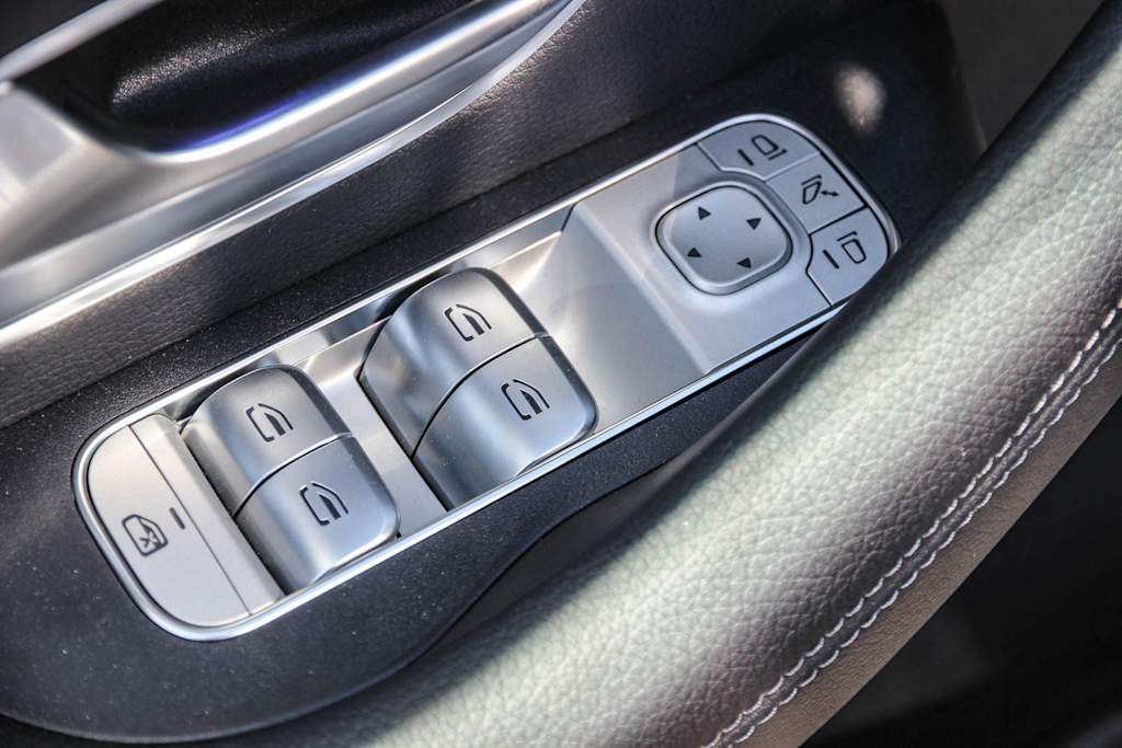 Thumbnail: 2026 Mercedes-Benz GLS - 25