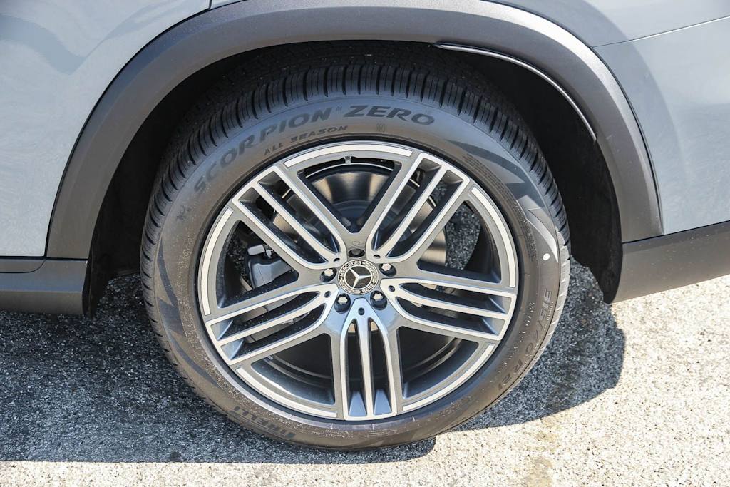 Thumbnail: 2026 Mercedes-Benz GLS - 20