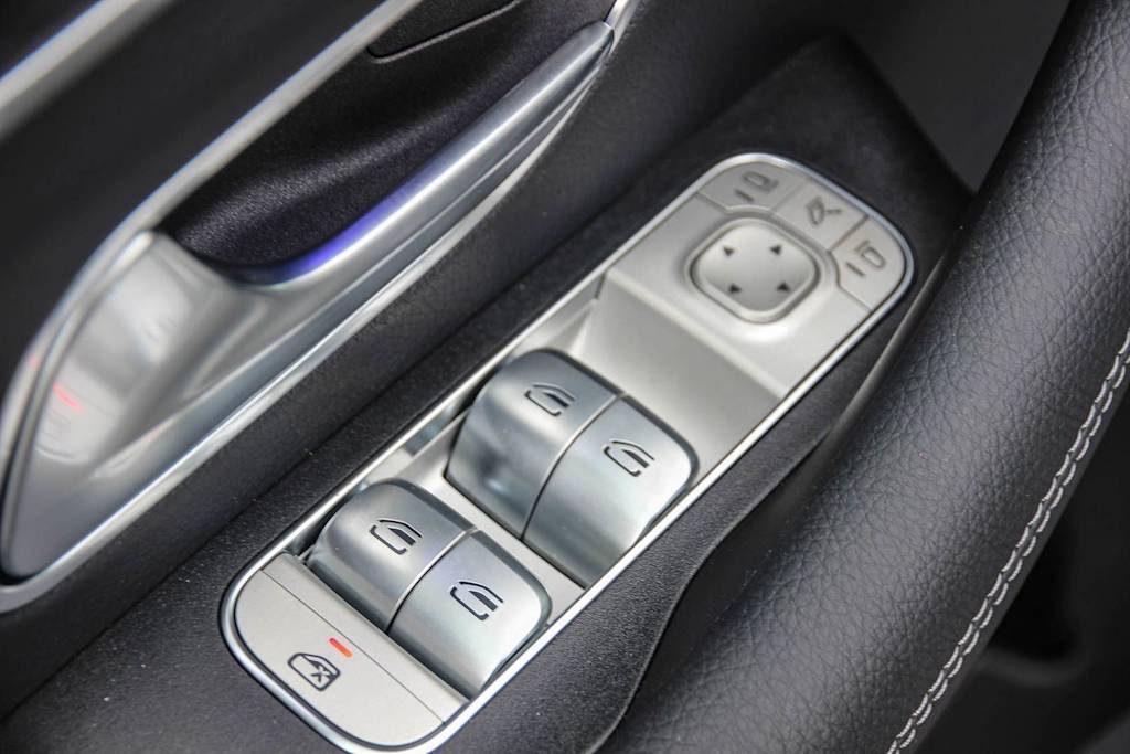 Thumbnail: 2026 Mercedes-Benz GLS - 25