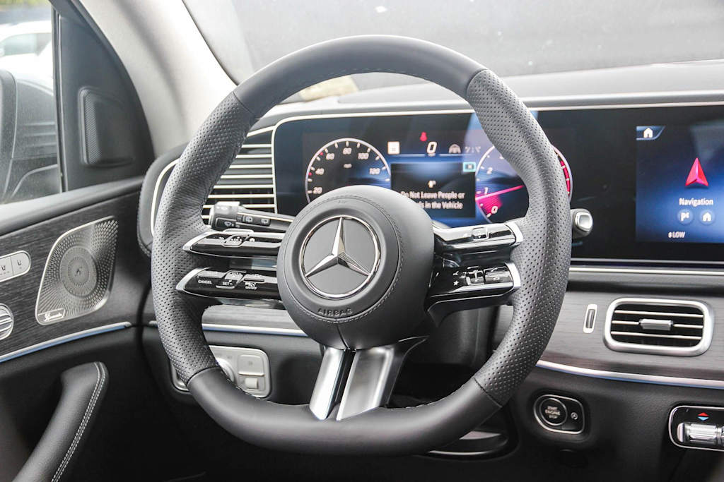 Thumbnail: 2026 Mercedes-Benz GLS - 9