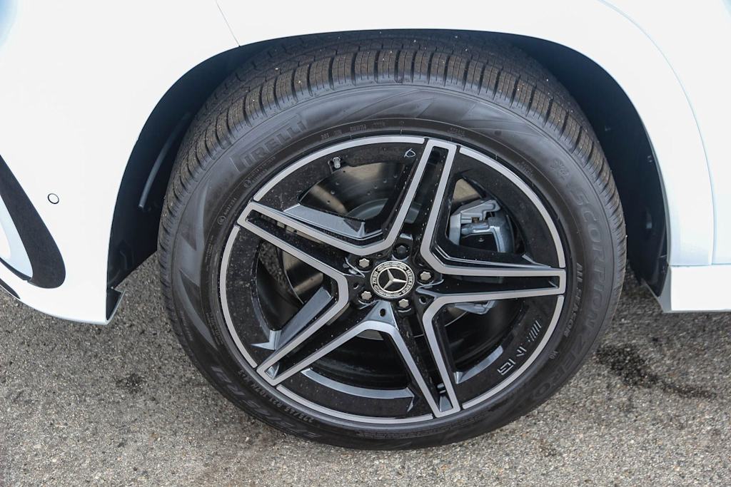 Thumbnail: 2026 Mercedes-Benz GLS - 7
