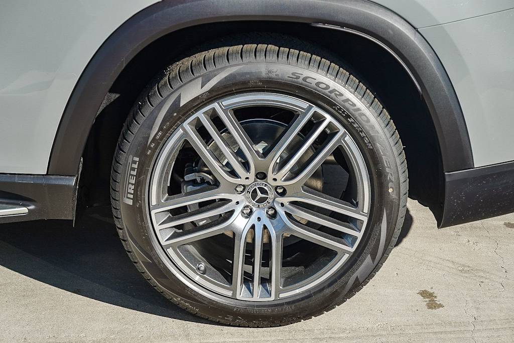 Thumbnail: 2026 Mercedes-Benz GLS - 20