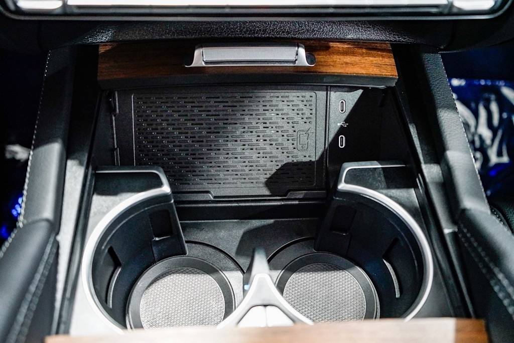 Thumbnail: 2025 Mercedes-Benz GLS - 8