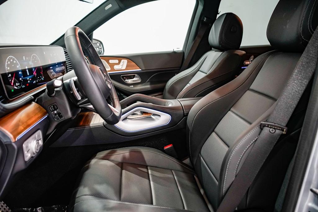 Thumbnail: 2025 Mercedes-Benz GLS - 11