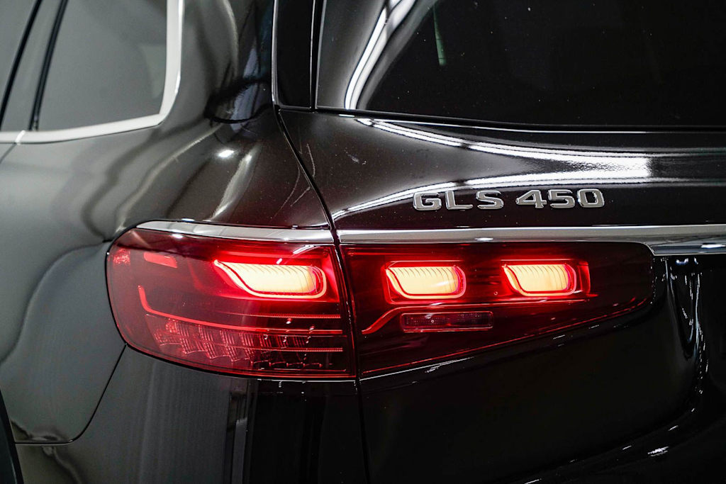 Thumbnail: 2026 Mercedes-Benz GLS - 18