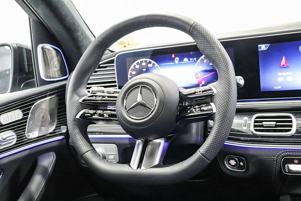Thumbnail: 2026 Mercedes-Benz GLS - 9