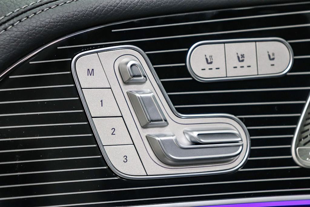 Thumbnail: 2026 Mercedes-Benz GLS - 25