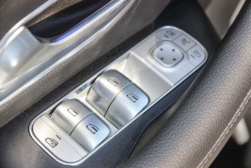Thumbnail: 2026 Mercedes-Benz GLS - 24