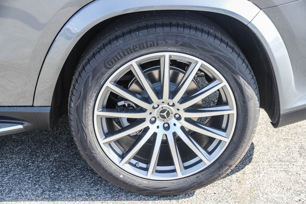 Thumbnail: 2026 Mercedes-Benz GLS - 20