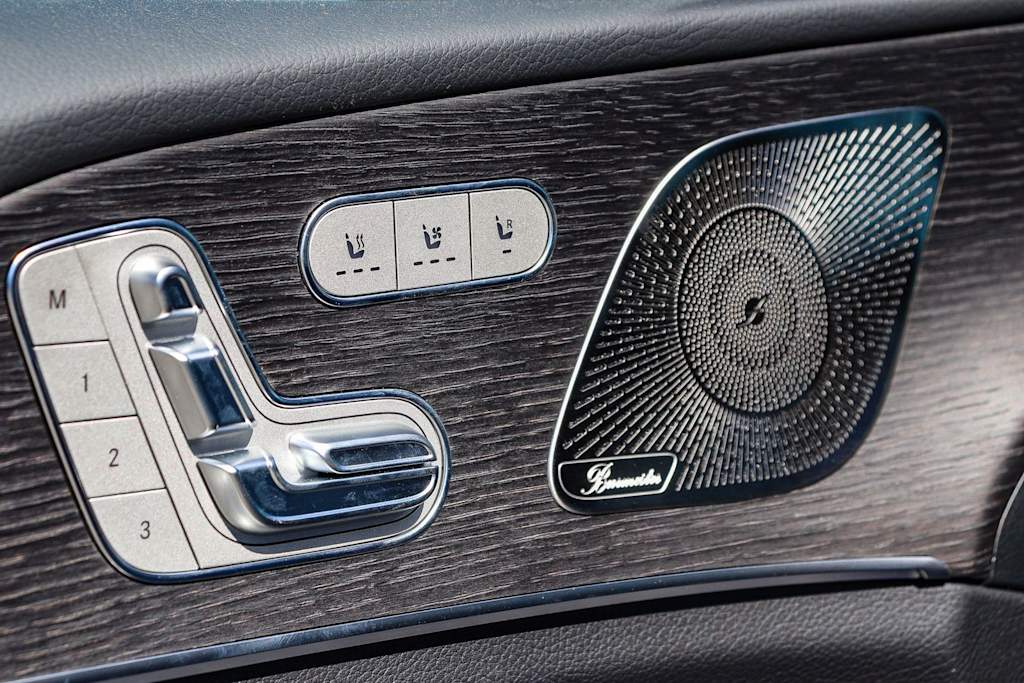 Thumbnail: 2026 Mercedes-Benz GLS - 23